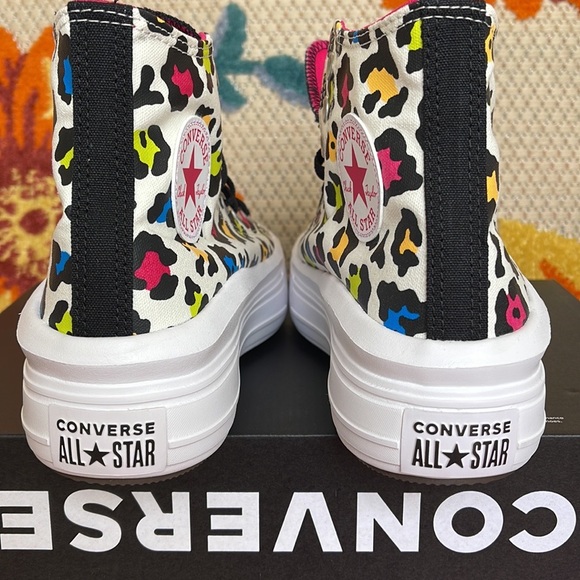 Converse 272376C
CTAS MOVE HI
EGRET/PRIME PINK/BLACK
Chuck Taylor All Star WMNS - Picture 15 of 16
